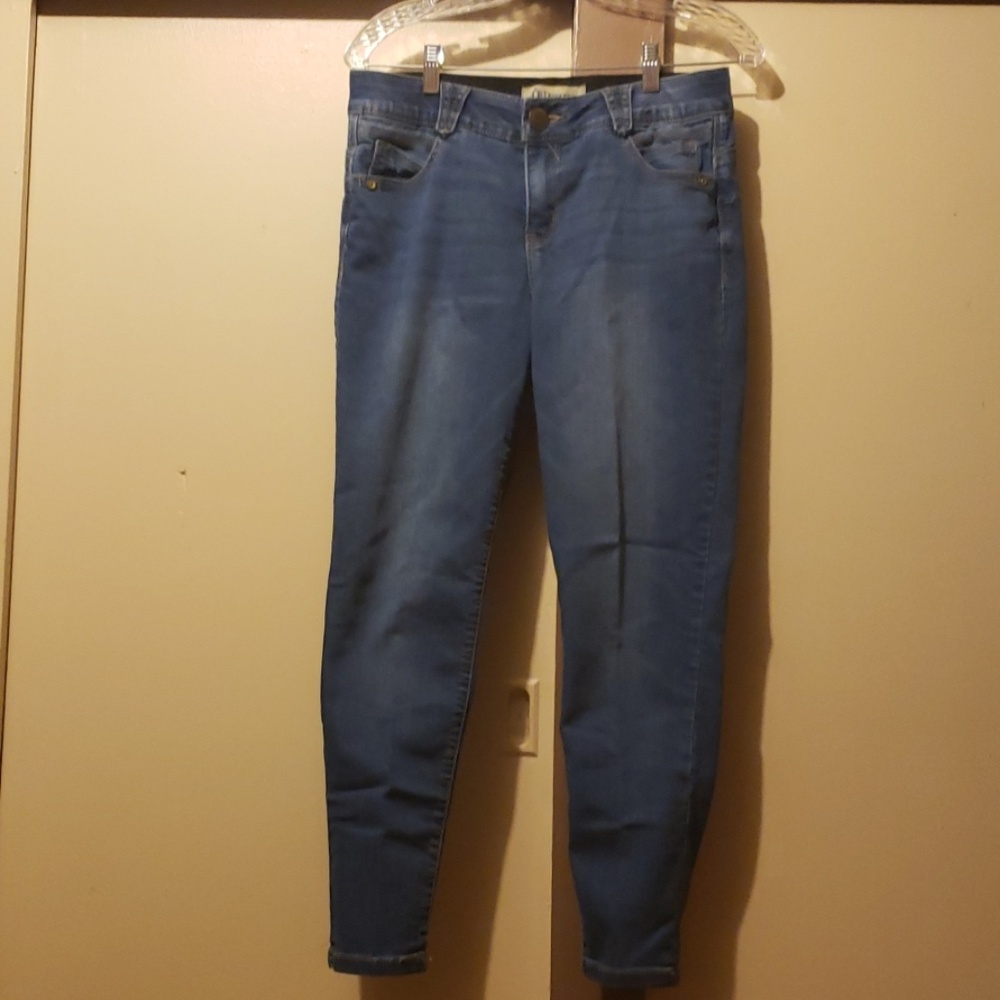 "DEMOCRACY JEANS"